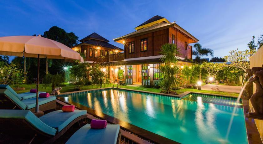 Lemon Tree Naturist Resort Naiharn Beach Phuket Εξωτερικό φωτογραφία